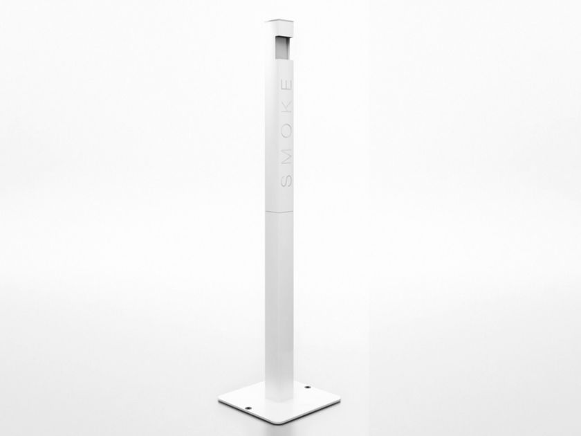 Systemtronic
FUMPI
Standing aluminium ashtray