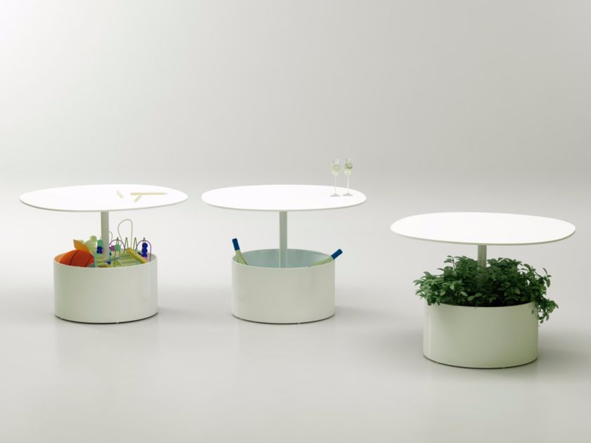 Systemtronic
LAURA
Round metal bistro side table
