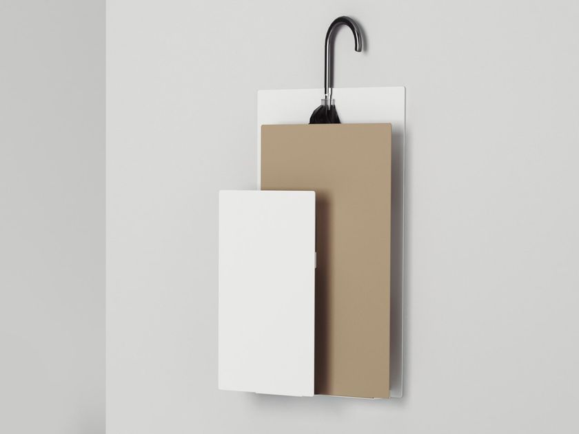 Systemtronic
SOU WALL
Wall mounted steel umbrella stand