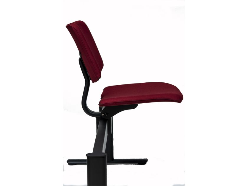 TALIN
SIGMA A171
Fabric beam seating with tip-up seats