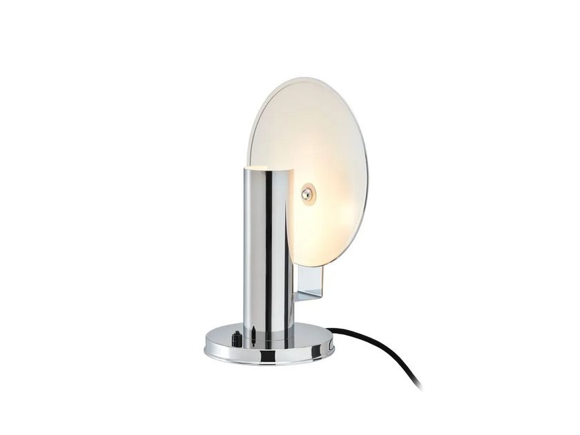 TECNOLUMEN®
DS 36
Brass table lamp