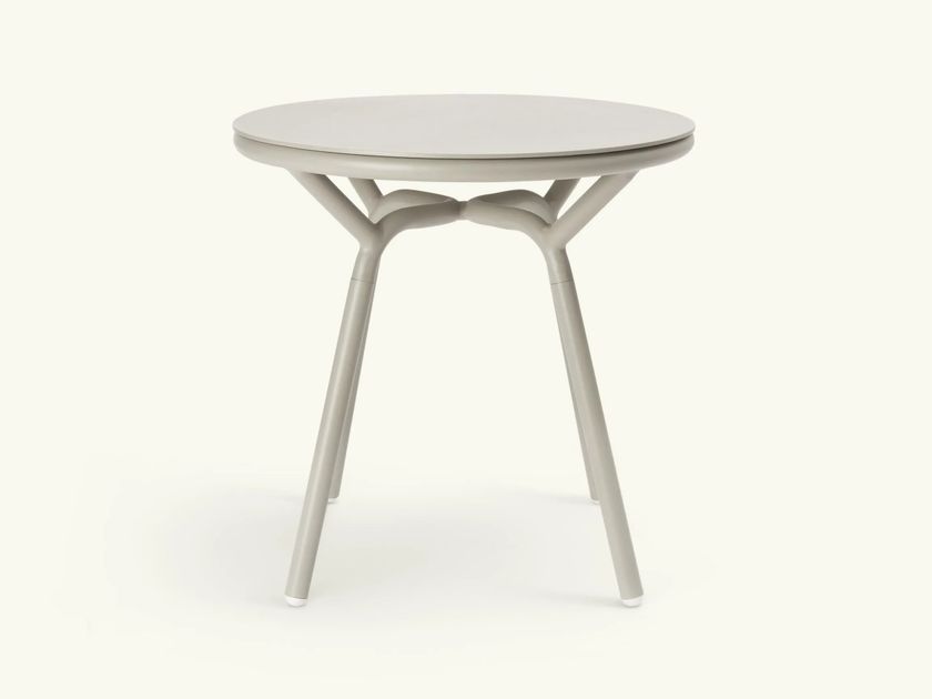 TEPORIA
FUNE
Round aluminium coffee table