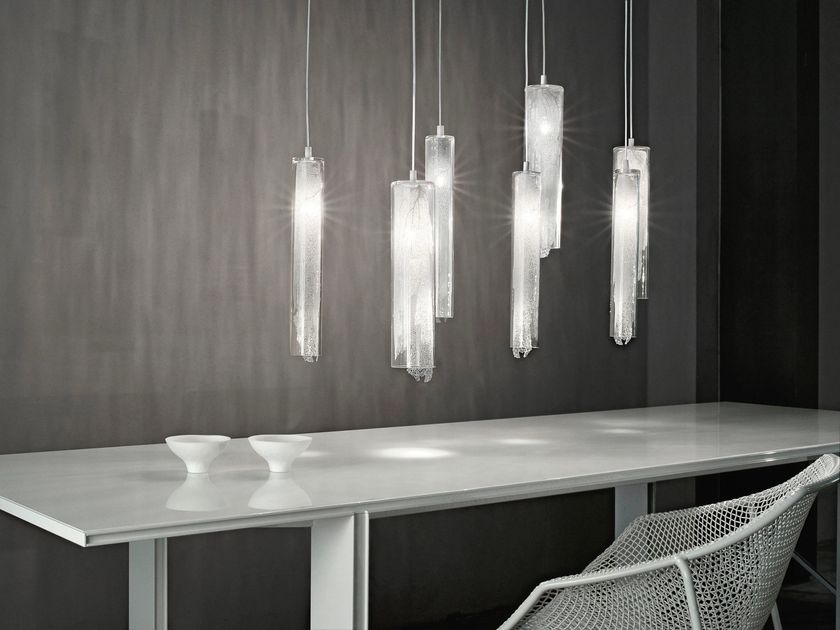 TERZANI
FRAME
Halogen glass pendant lamp