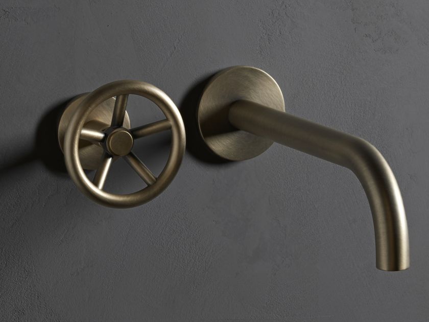The Watermark Collection
BROOKLYN
2 hole wall-mounted washbasin tap