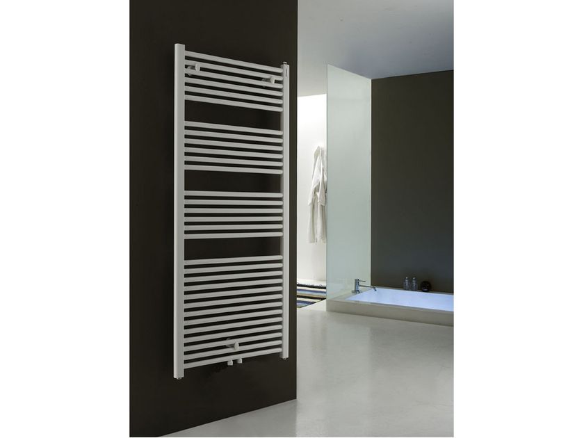 Tonon Evolution
TIZIANO AC
Wall-mounted steel towel warmer