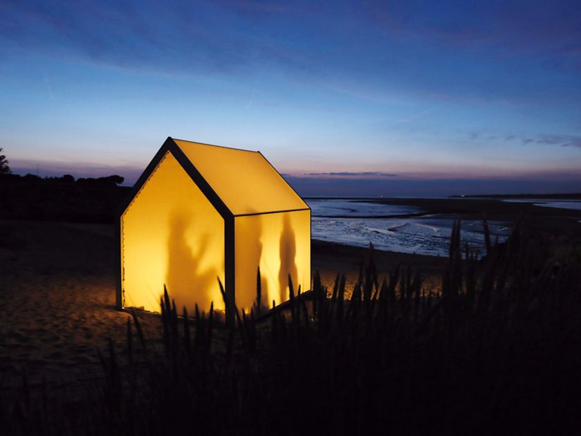 TRADEWINDS
SHELT^R
Gazebo