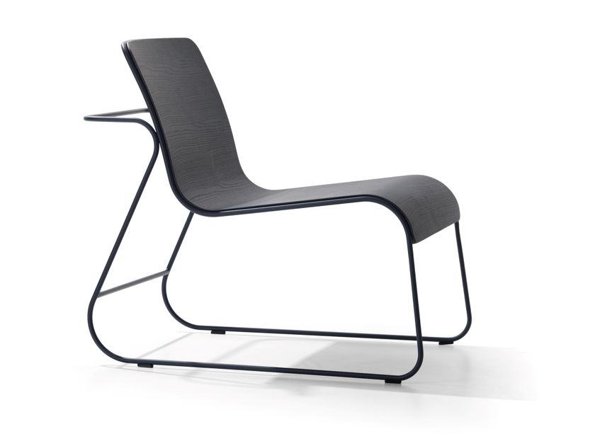 True Design
FLOW LOUNGE
Steel and wood easy chair