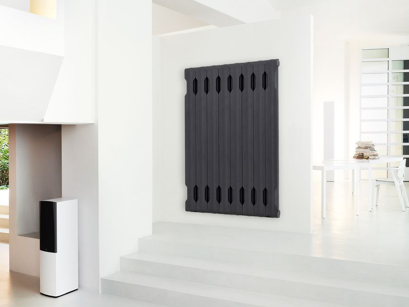 Tubes
AGORÀ
Vertical wall-mounted aluminium decorative radiator