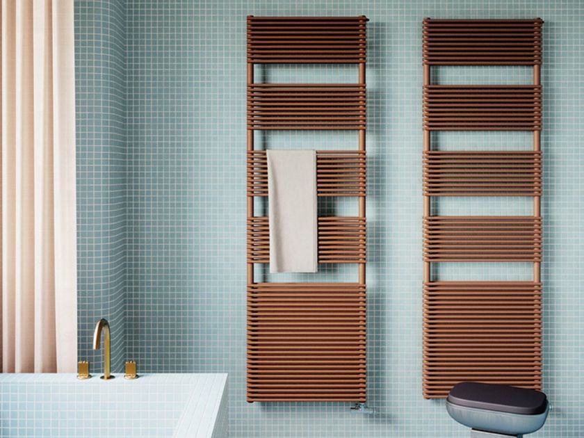 Tubes
BASICS 14
Vertical wall-mounted steel towel warmer