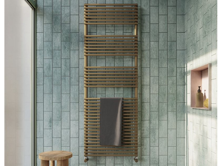 Tubes
BASICS 20
Vertical wall-mounted steel towel warmer