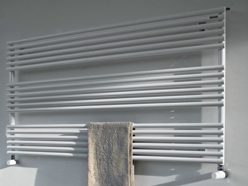 Tubes
RITMATO 25
Horizontal wall-mounted towel warmer