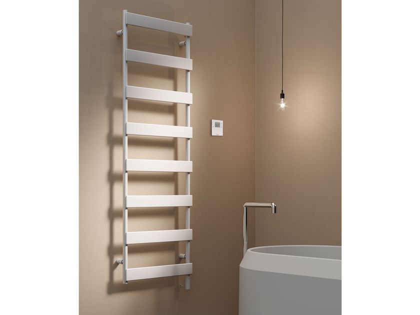 Tubes
SMART PL
Wall-mounted carbon steel towel warmer