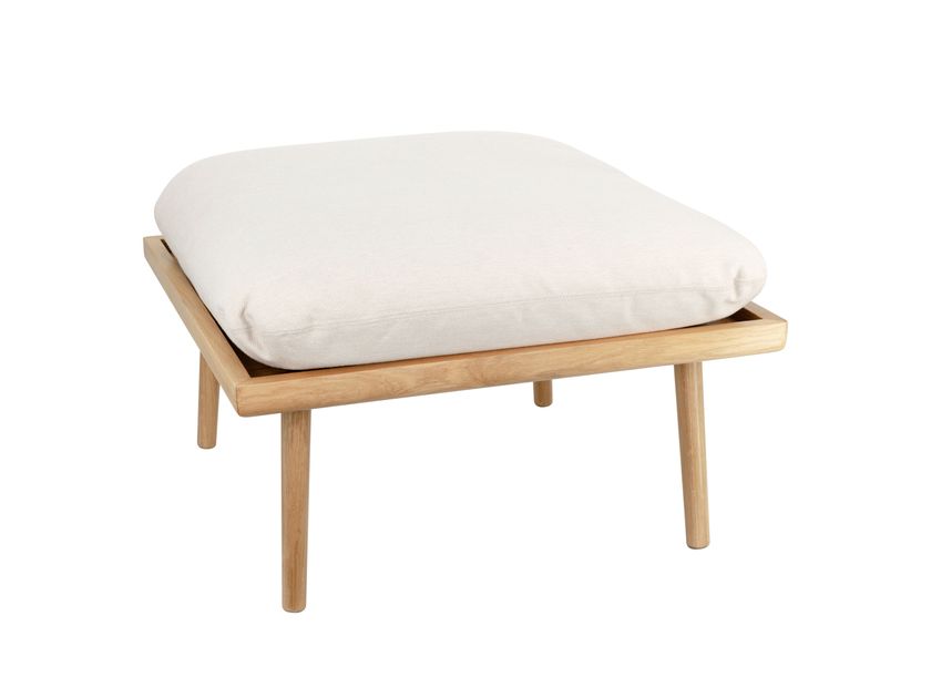 Umage
LOUNGE AROUND SHUFFLE
Square oak pouf