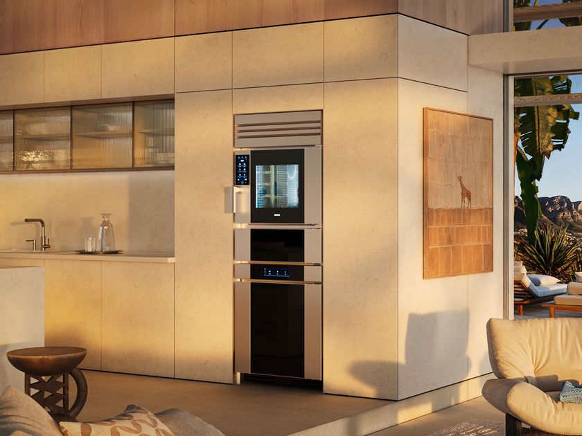 UNOX CASA
SUPEROVEN MODEL 1S & MULTIFUNCTIONAL BLAST CHILLER
Column with Model 1S professional home oven and Fhiaba multifunction blast chiller