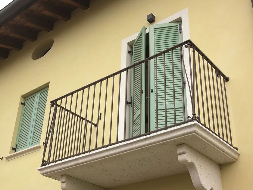 Vanin
Wooden shutter
Shutter