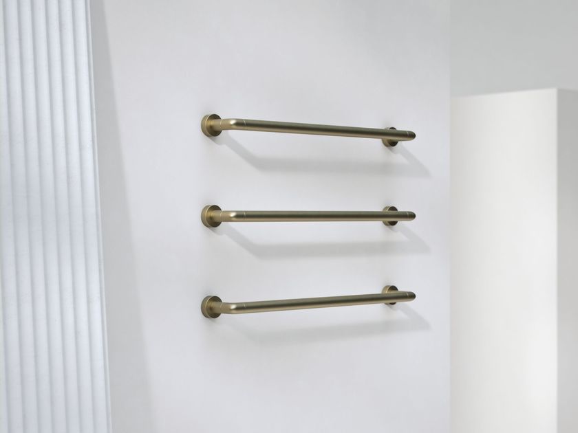 Varied Forms
A907
Heated towel bar