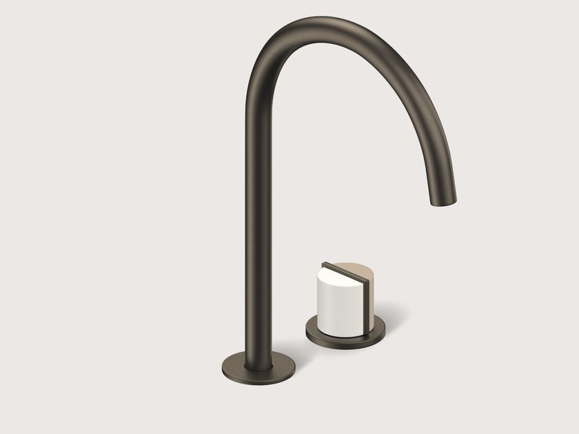 Varied Forms
MACARON MAC703
Deck Mounted 2 Hole Kitchen Set with Swan Spout and Configurable Handle Accents