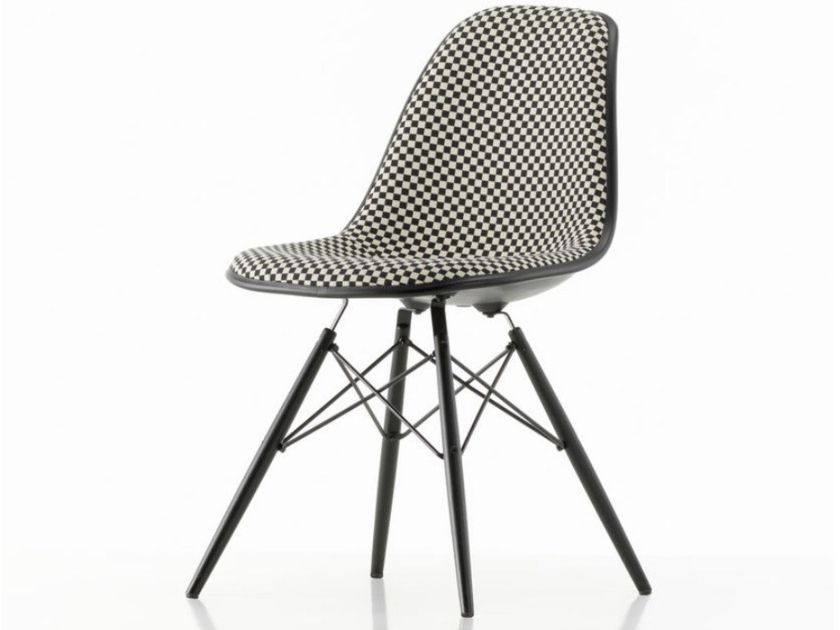 Vitra
DSW
Upholstered fabric chair