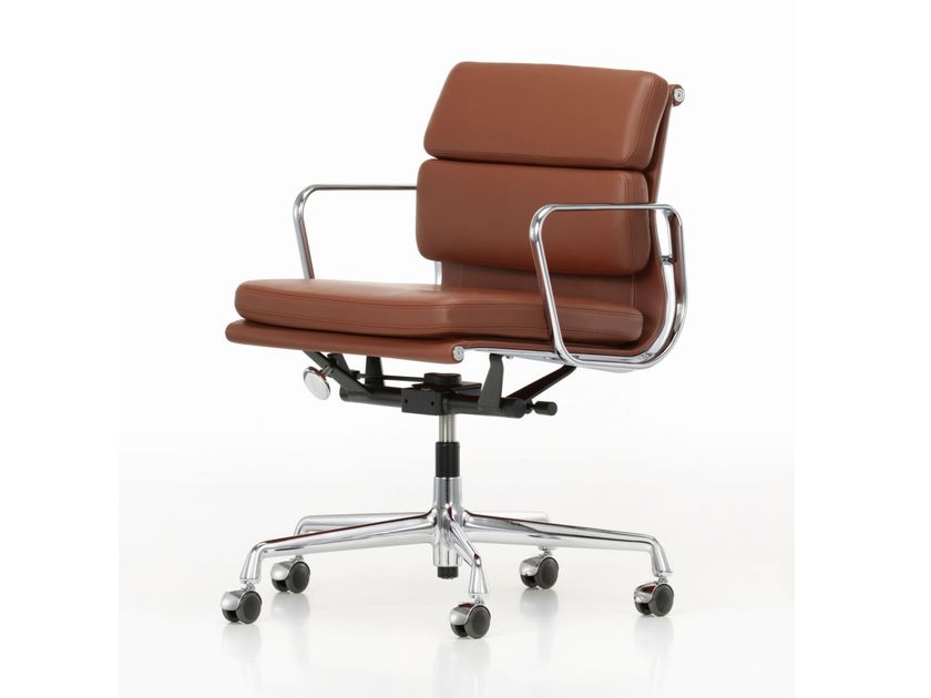 Vitra
SOFT PAD CHAIR EA 217
Swivel leather office chair with armrests with 5-spoke base