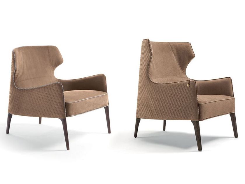 Vittoria Frigerio
PIOLA
Fabric armchair