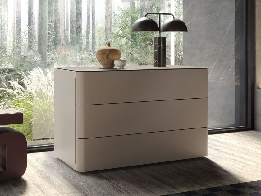 Voltan
ELITE
Wooden chest of drawers