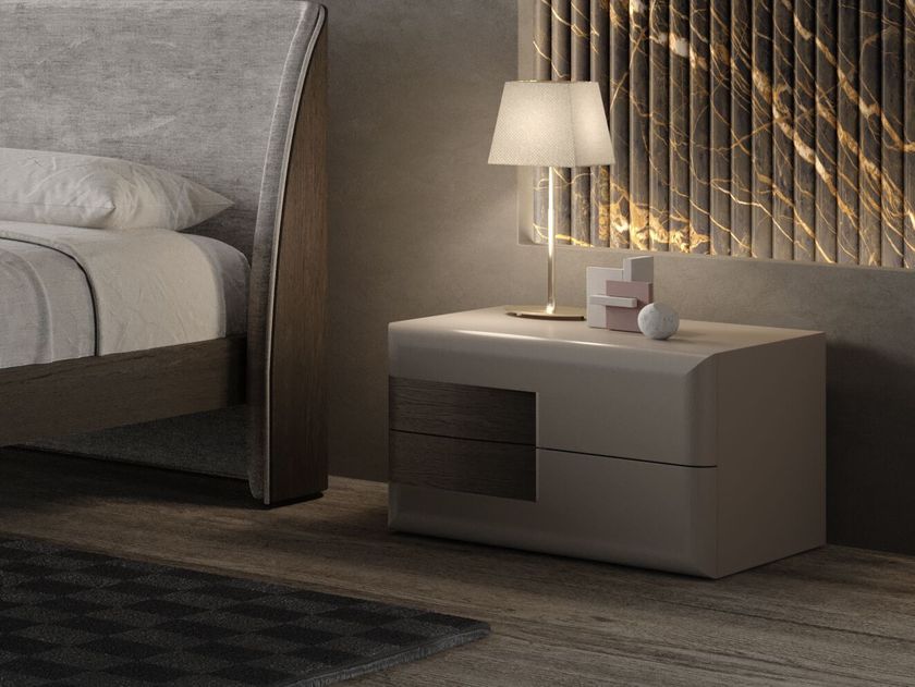 Voltan
PRESTIGE
Wooden bedside table