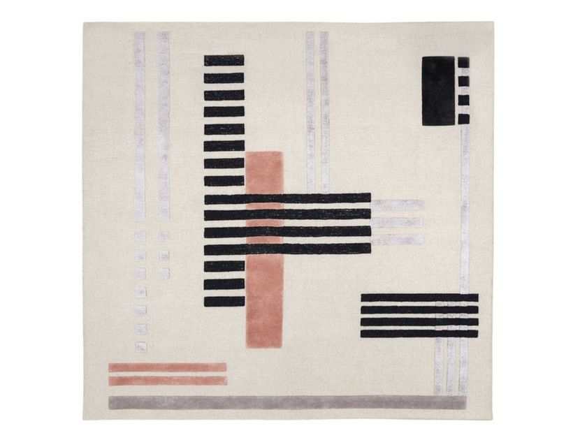 Wiener GTV Design
GREY
Hand-knotted square rug in wool and viscose