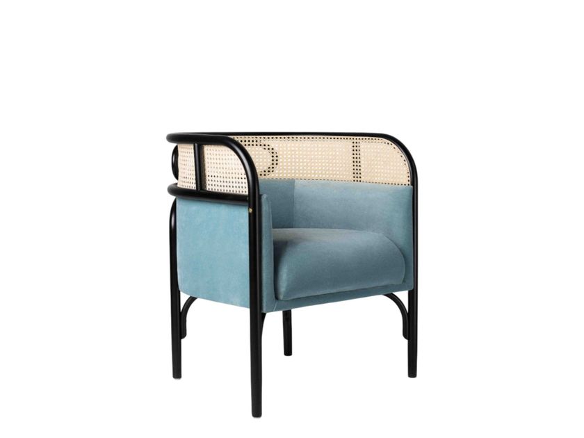 Wiener GTV Design
TARGA PETIT
Fabric easy chair with armrests