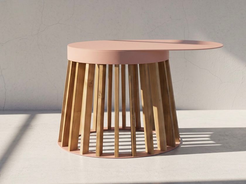 WOOMEY & K
UD SERVE SMALL TEAK UDSS - BEIGEROT EDITION
Oval aluminium and teak coffee table