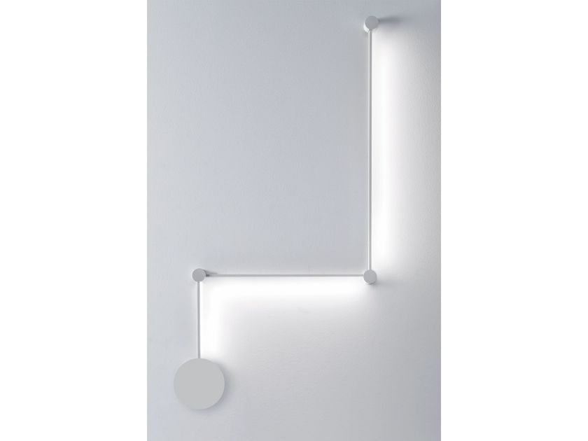 ZAVA
DOT TO DOT
LED metal wall lamp