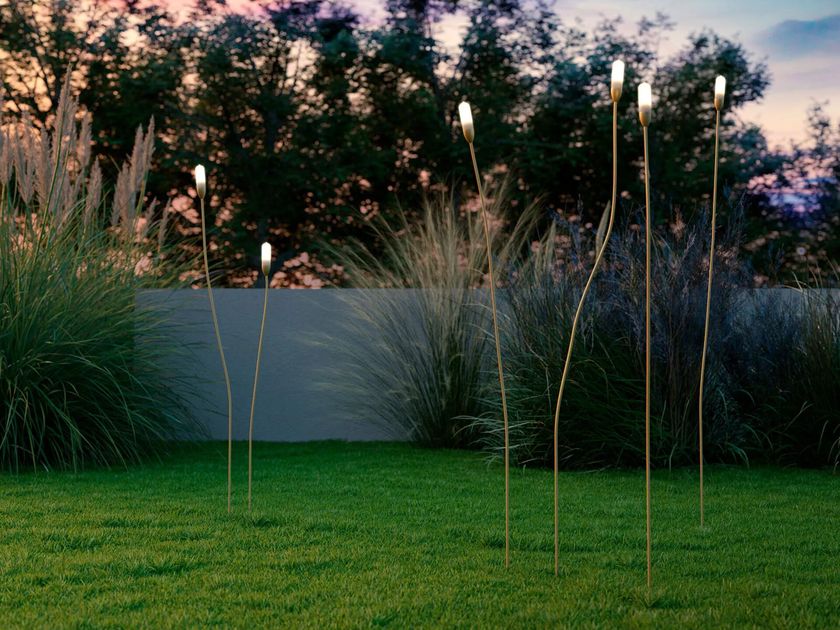 ZAVA
MINI MINI
LED metal floor lamp