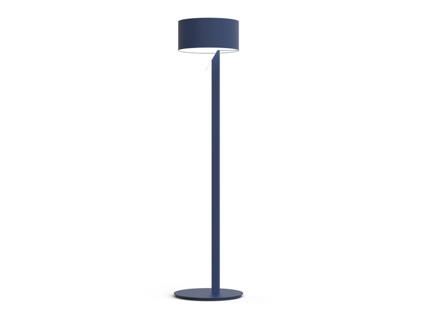 ZAVA
WA
Metal floor lamp