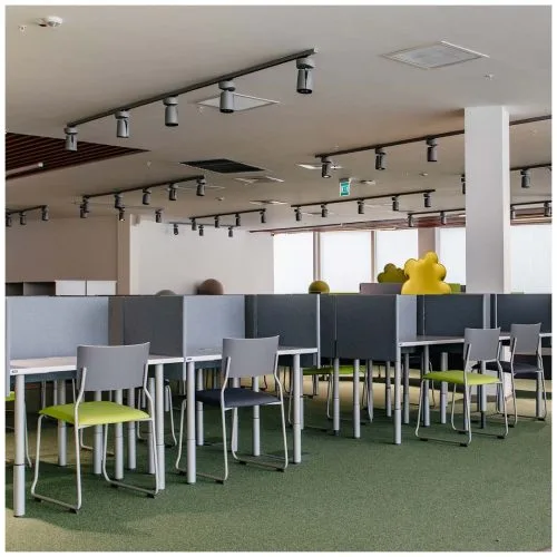 Matrix I Стол — 8